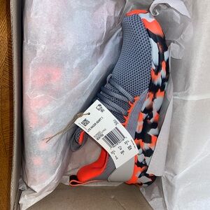 Adidas Lite Racer Adapt 7 in Gray and Red